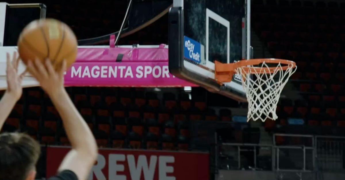 a basketball team can now use video analysis software to get insights into how good their shooting really is.