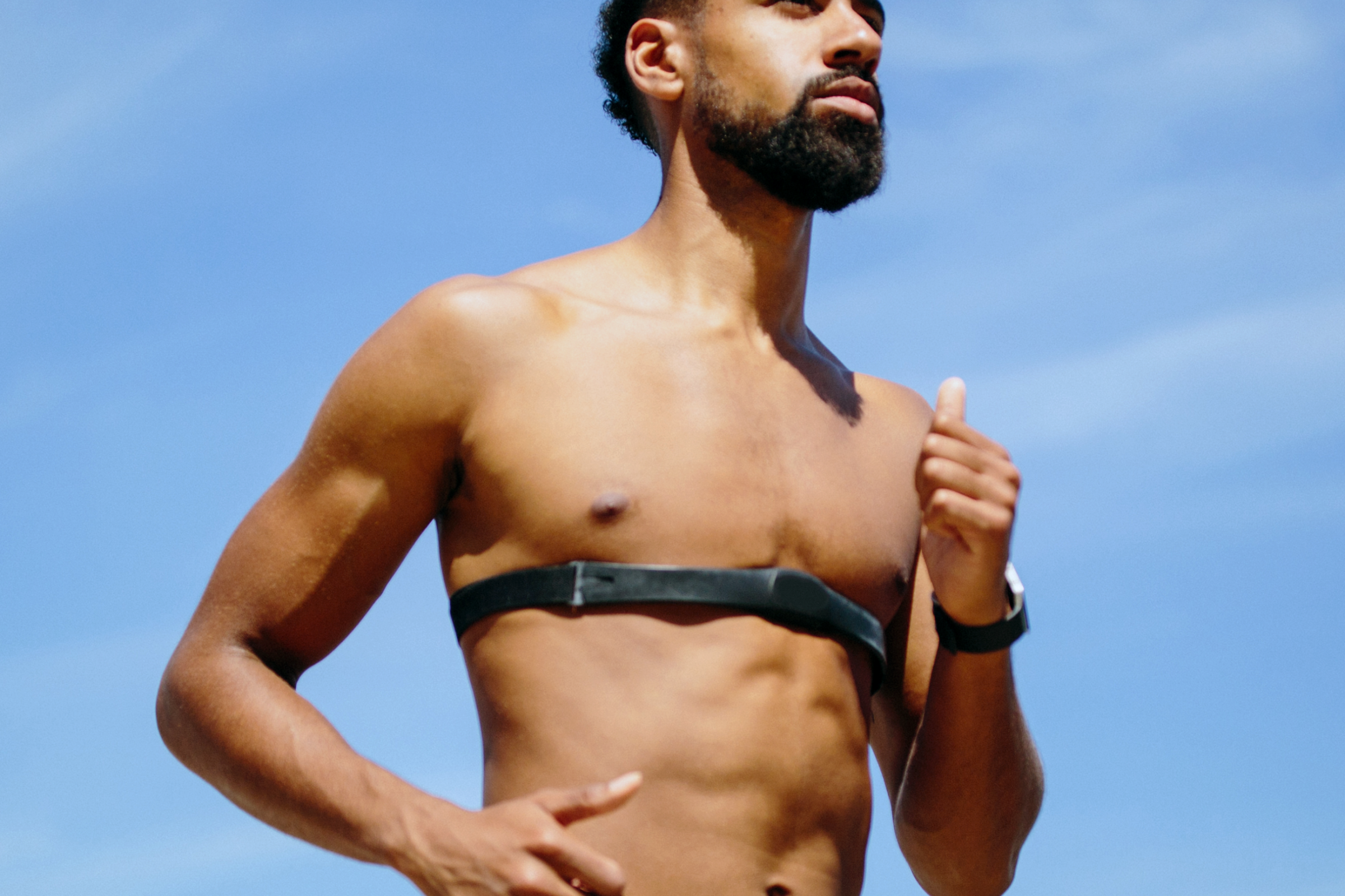 This smart 'man bra' is tracking college basketballers and Premier League  clubs - Wareable